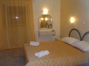 South Coast Hotel Kavos Ngoại thất bức ảnh
